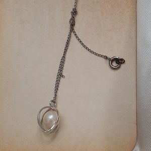 Pearl pendant